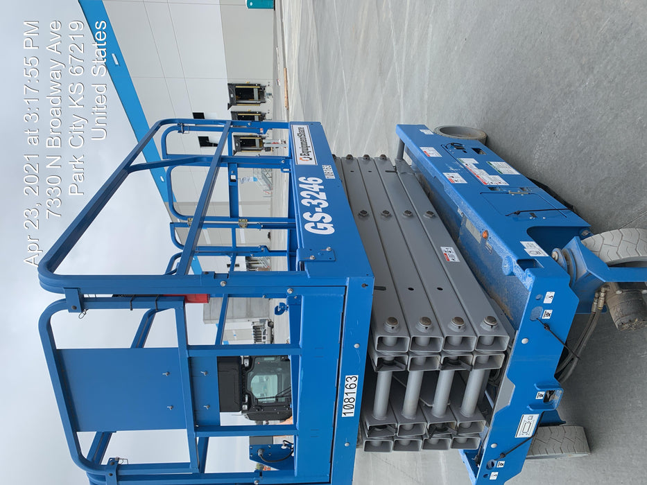 2020 Genie GS-3246 Standard, Folding full height swing gate