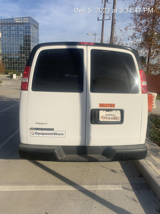 2023 CHEVROLET Express Van - Rental