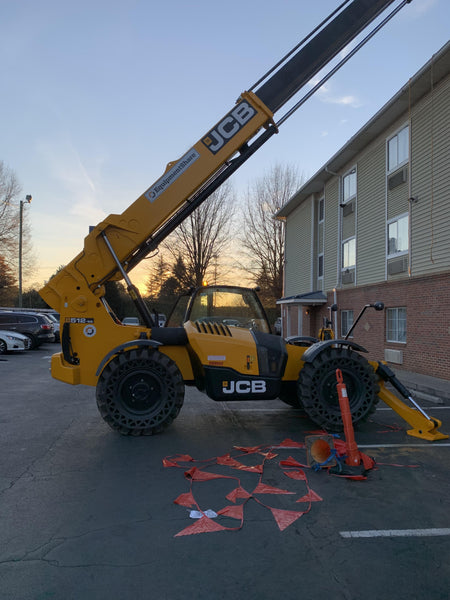 2022 JCB 512-56