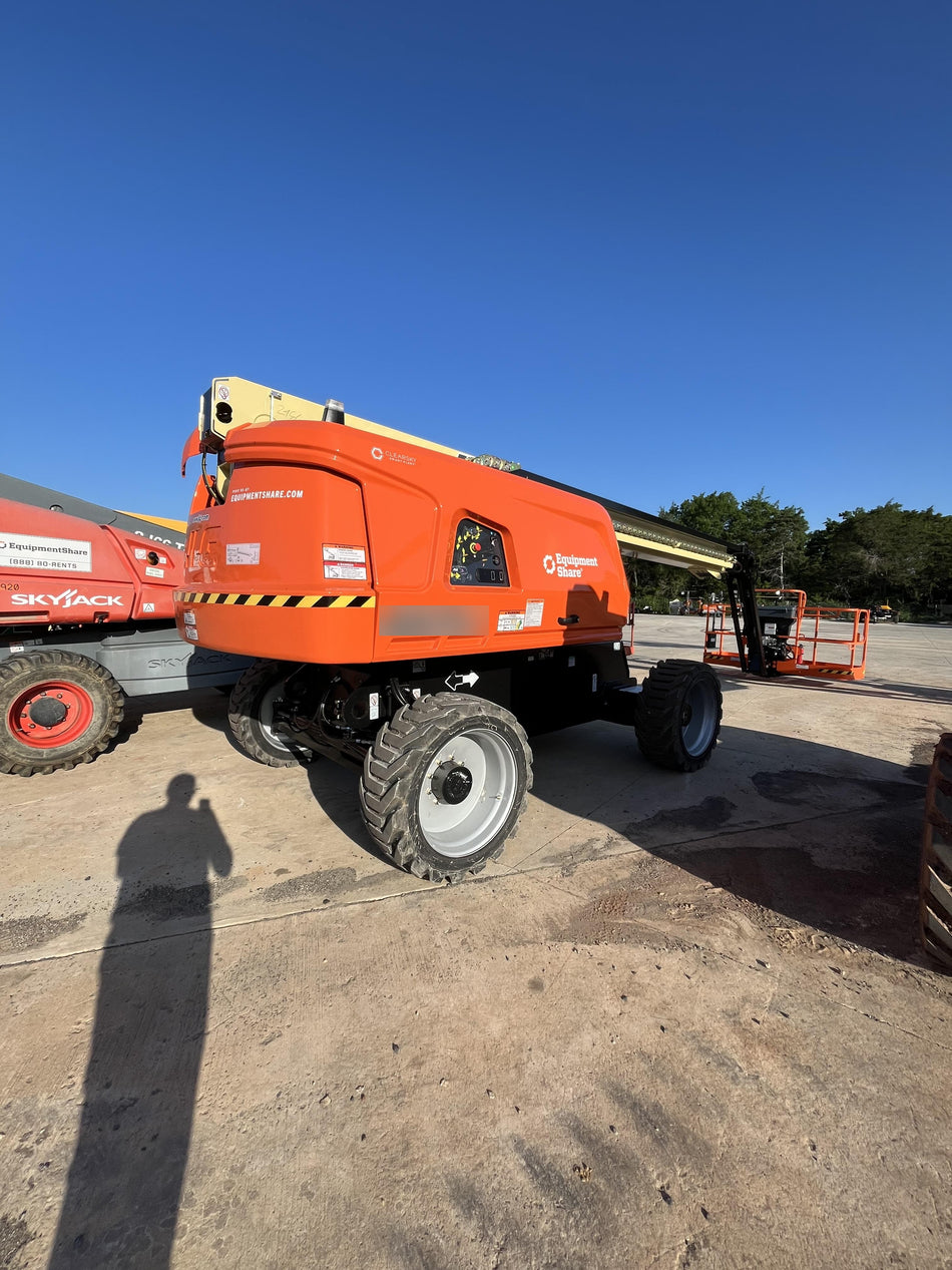 2025 JLG 660SJ