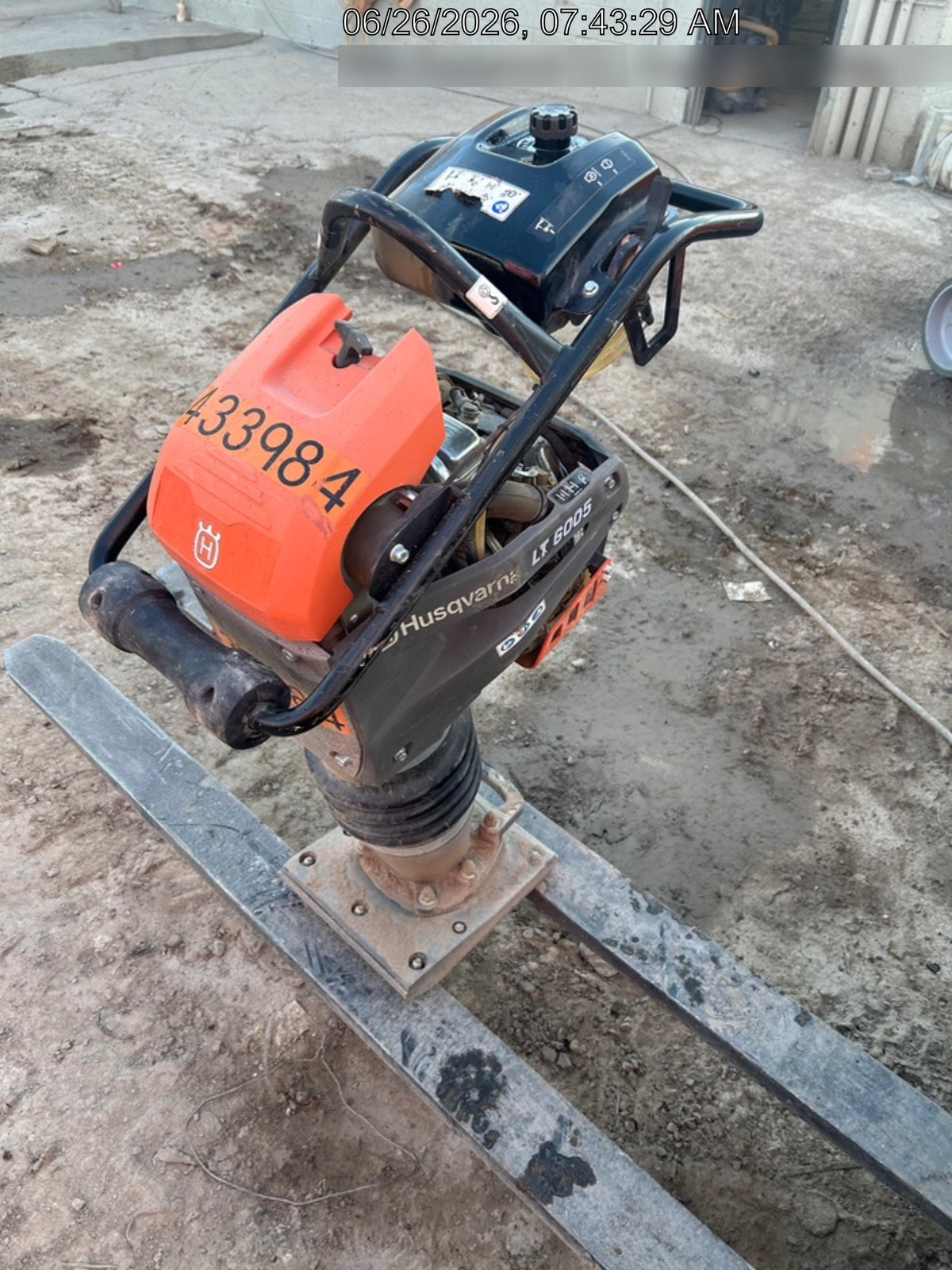 2024 HUSQVARNA LT6005