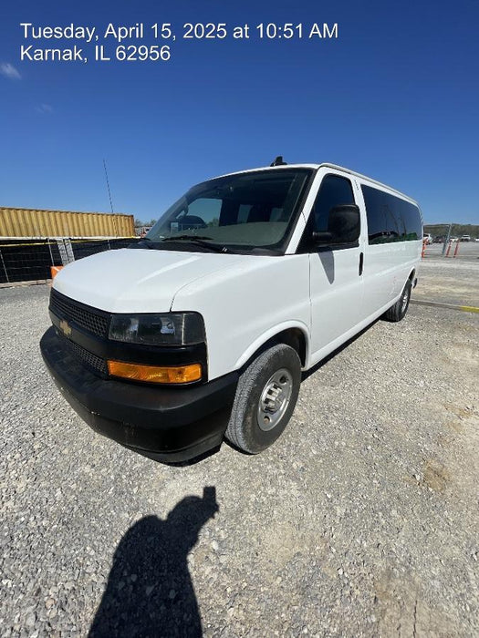 2023 CHEVROLET Express Van - Rental