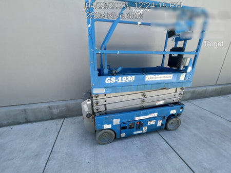 2019 Genie GS-1930 Half Height Swing Gate, 800W Inverter