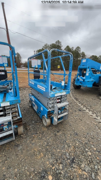 2019 Genie GS-1930 Fixed Rails with Chain Entry