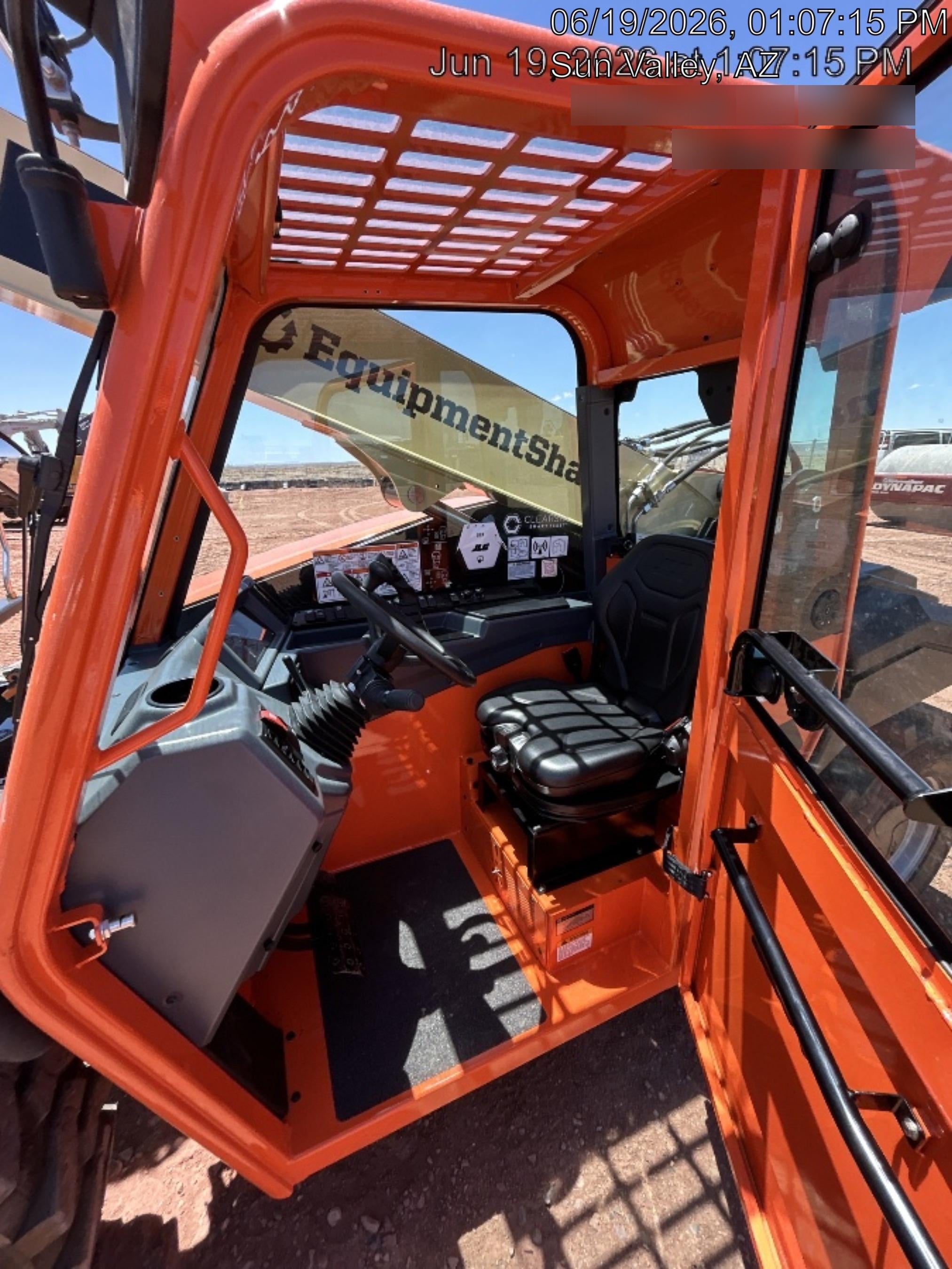 2026 JLG 519