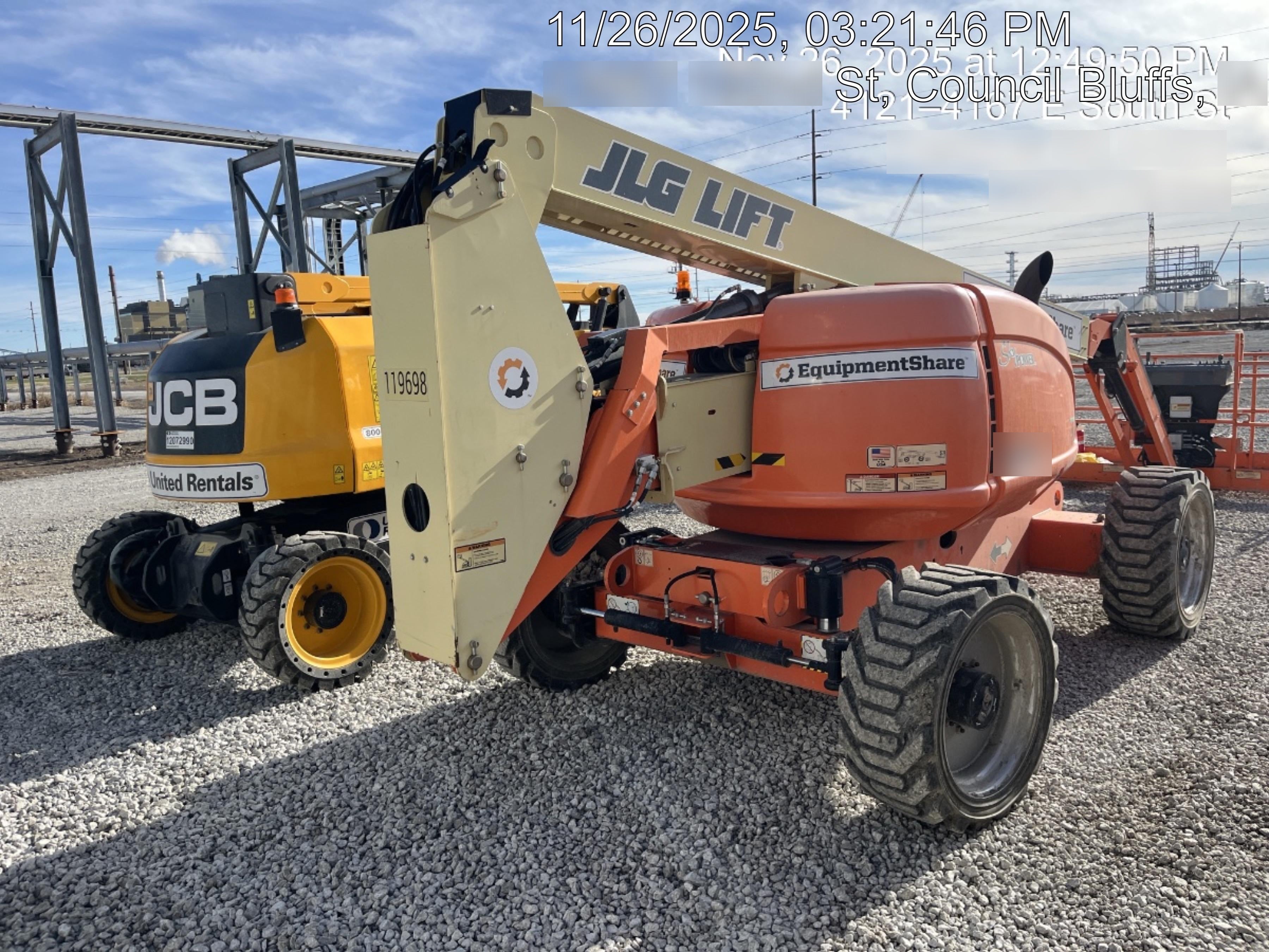 2021 JLG 600AJ