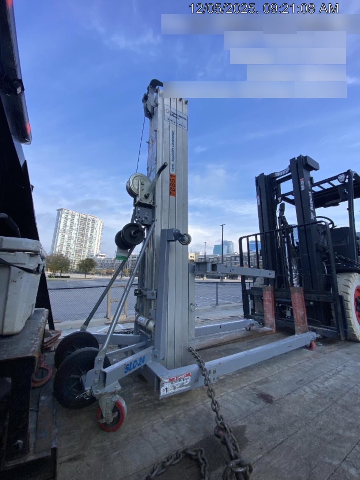 2020 GENIE SLC-24