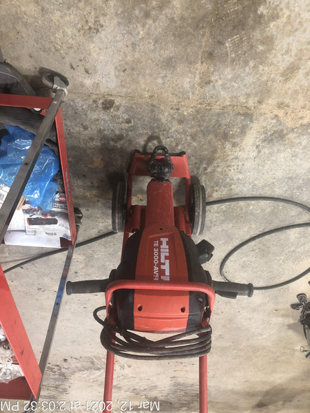 2020 HILTI TE 3000-AVR