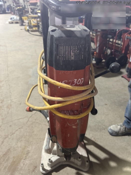 2021 HILTI DD250E
