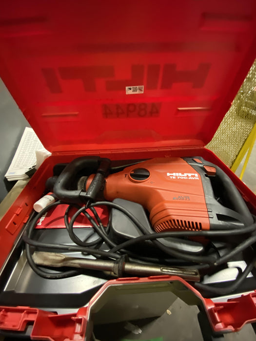 2019 HILTI TE 700-AVR