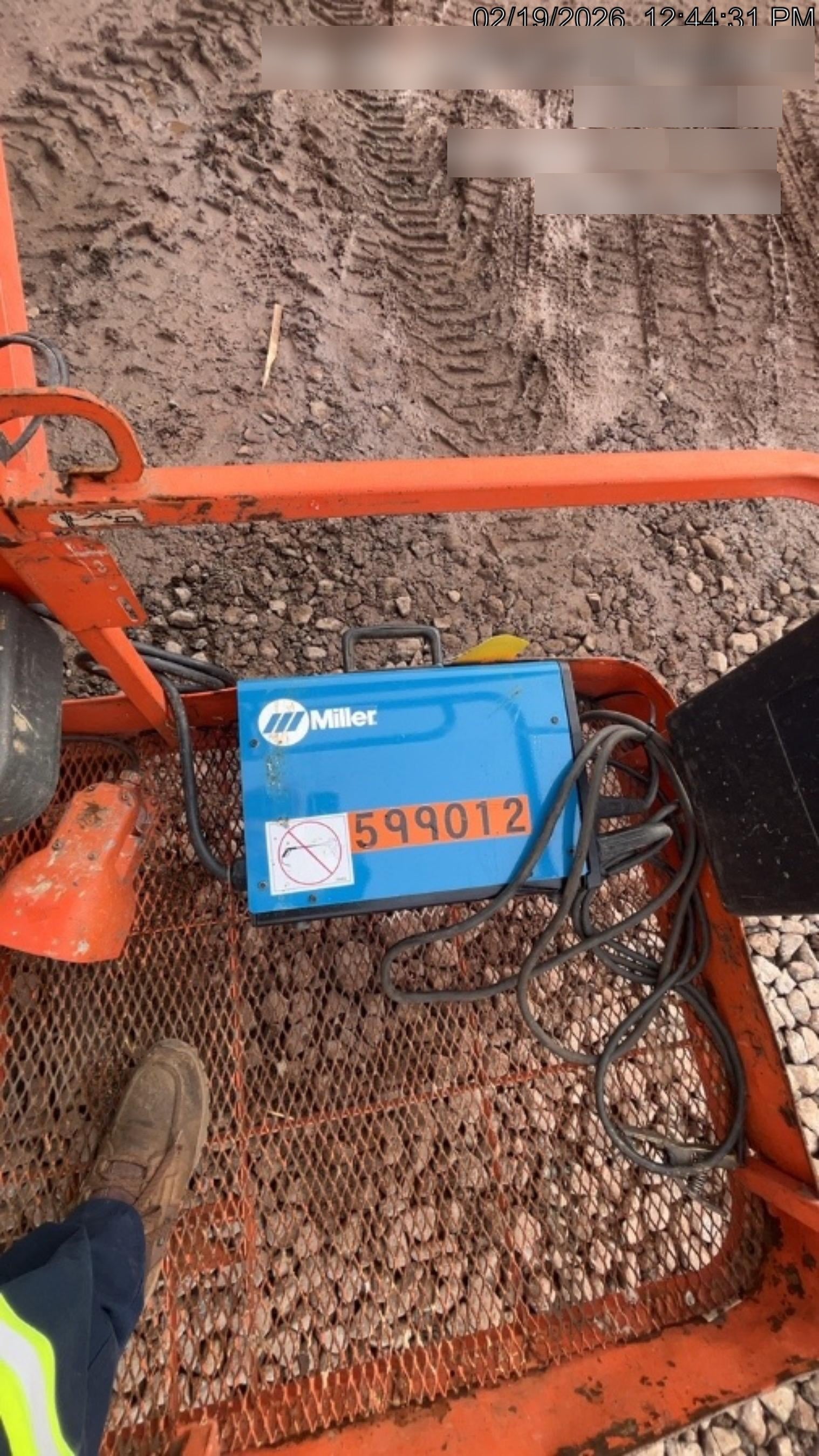 2025 MILLER ELECTRIC CST-282