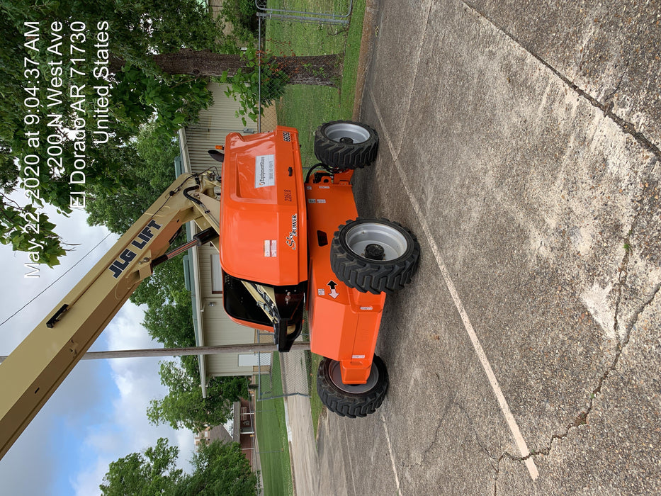2019 JLG 660SJ