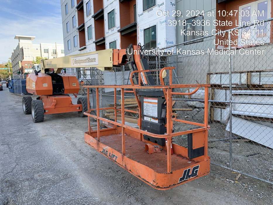 2019 JLG 860SJ