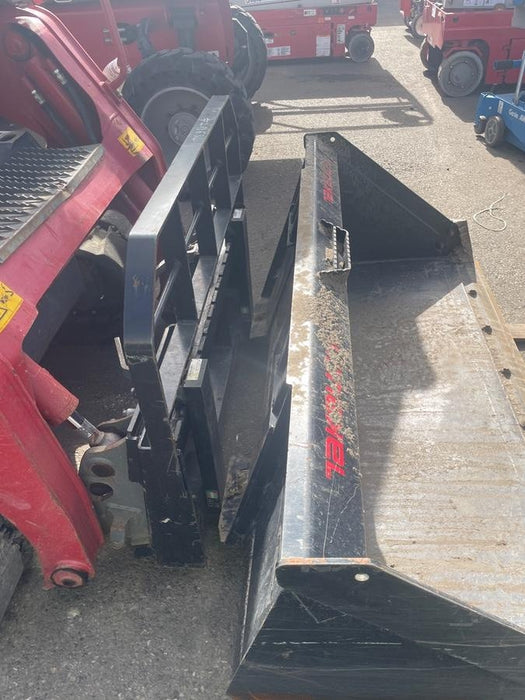 2022 ARROW MATERIAL HANDLING 48" Pallet Forks - Arrow