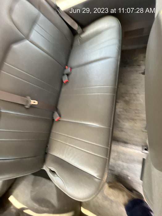 2022 GMC Savana 3500