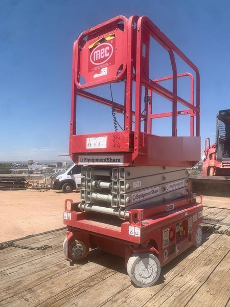 2020 MEC 1330SE Solid NM Tires, Steel Swing out Doors, LCS, Beacon, 900W Inverter