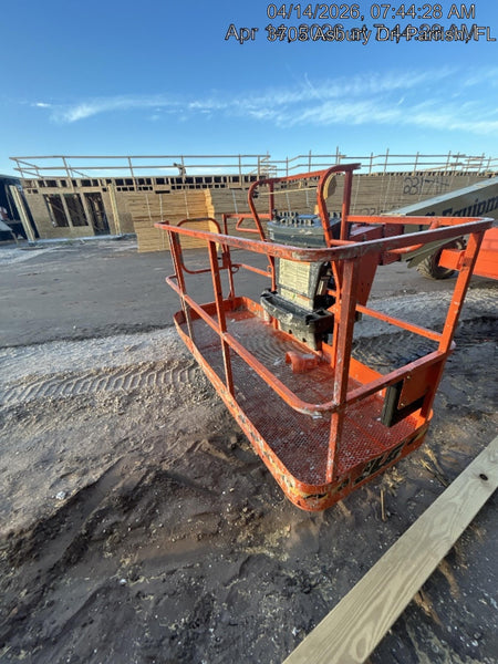 2022 JLG 600S