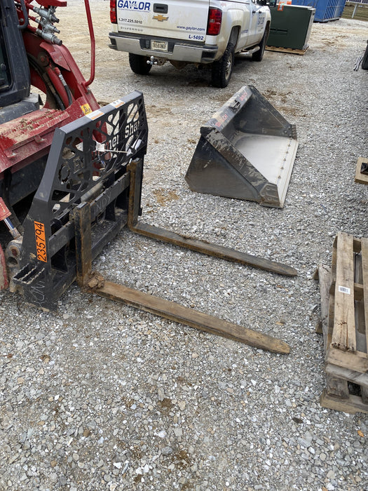 2022 PALADIN 48" Pallet Forks - Paladin