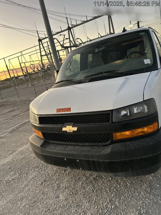 2023 CHEVROLET Express Van - Rental