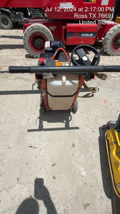 2023 HUSQVARNA FS400