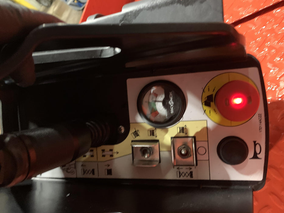 2020 Skyjack SJIII-3219 Solid NM Tires, Half height spring hinged entry gate, Dual Beacons, 800W Inverter