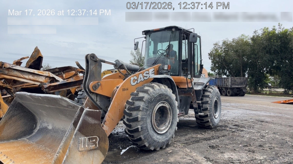 2018 CASE 821G