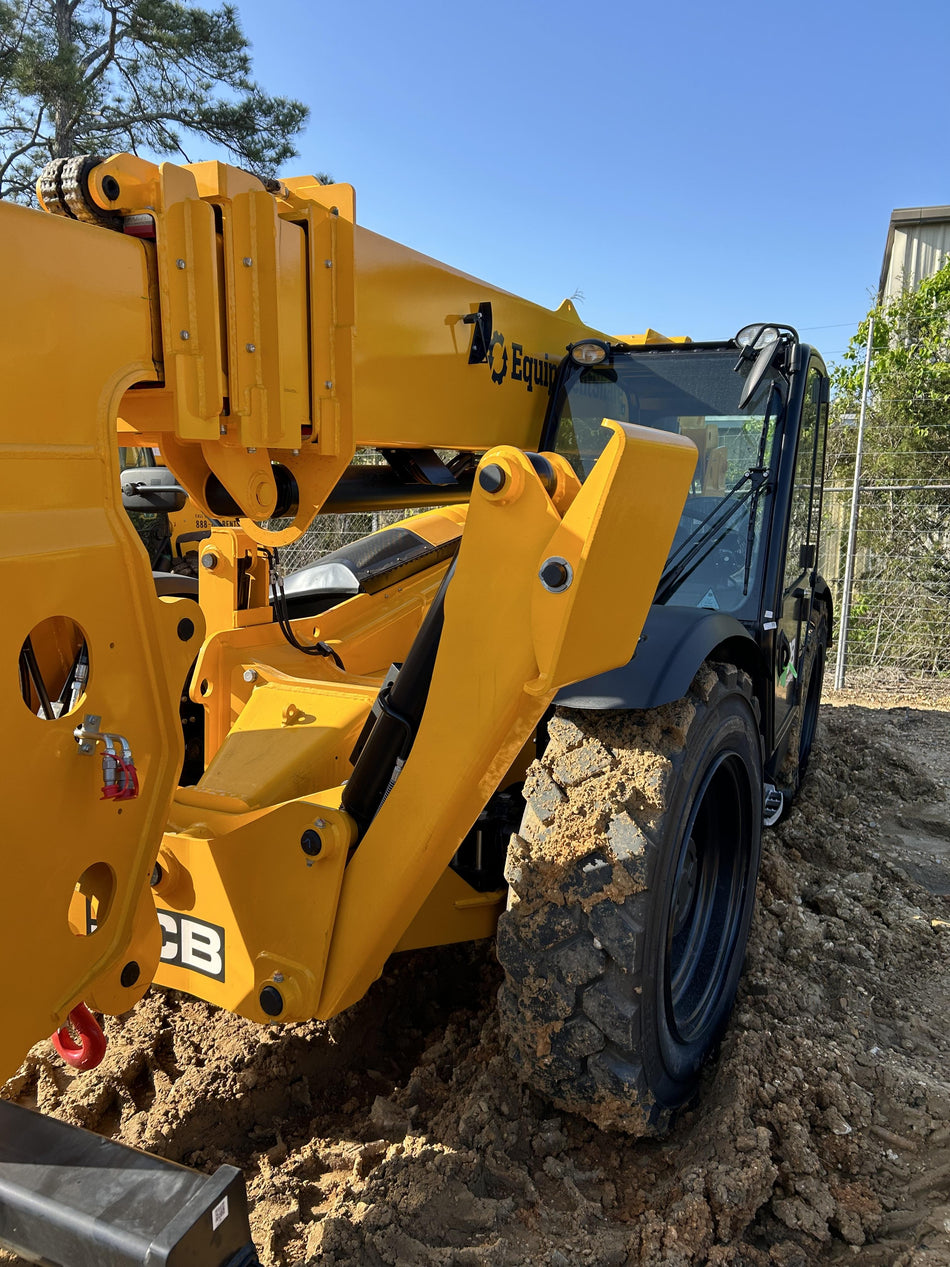 2025 JCB 510-56