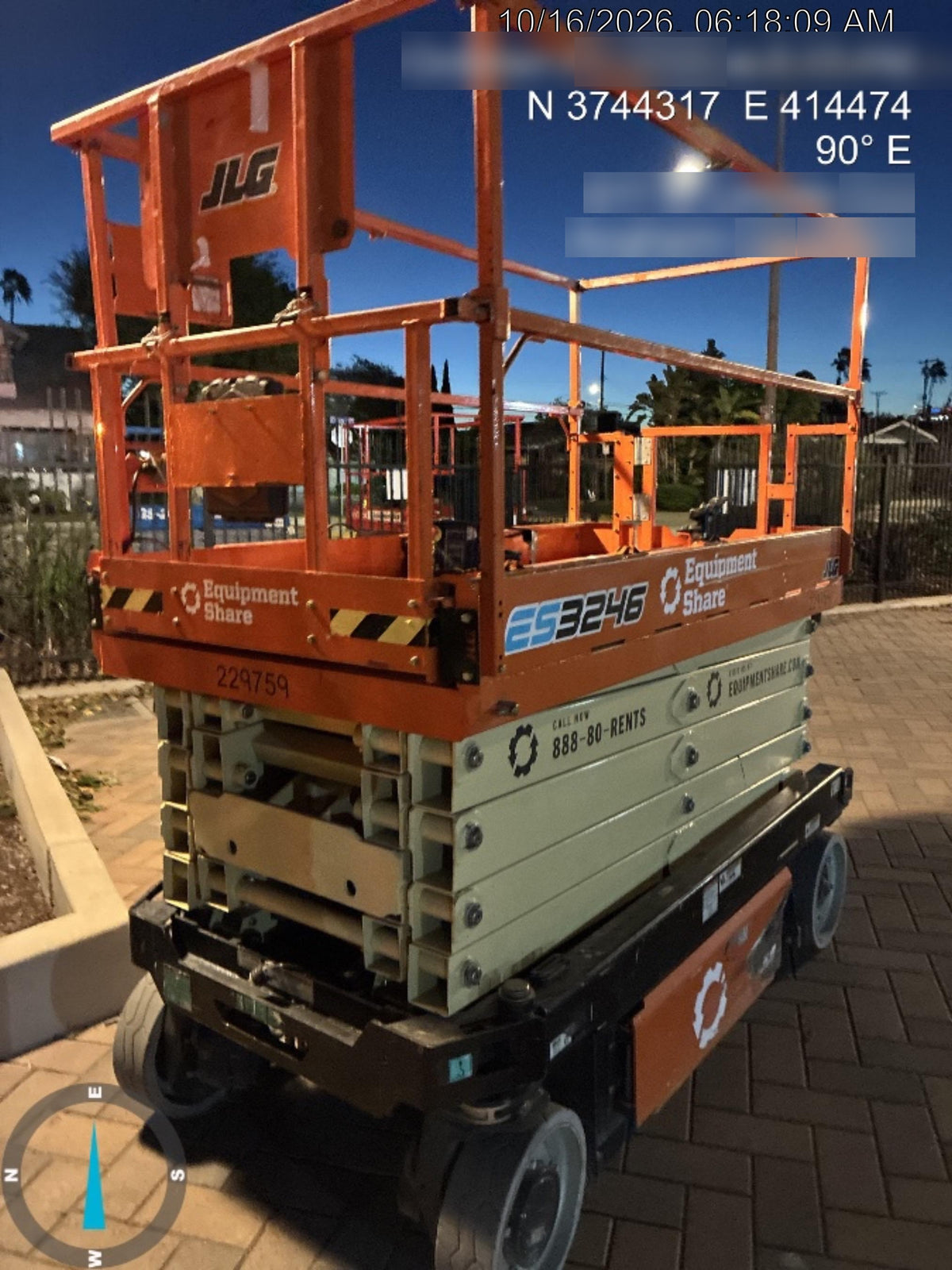 2022 JLG ES3246