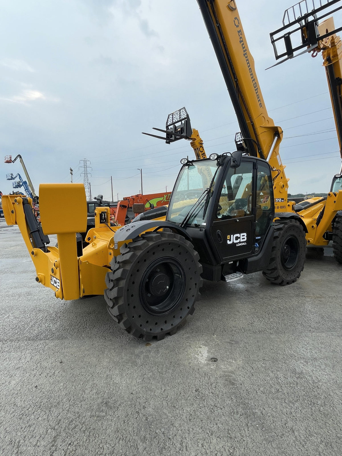 2026 JCB 512-56