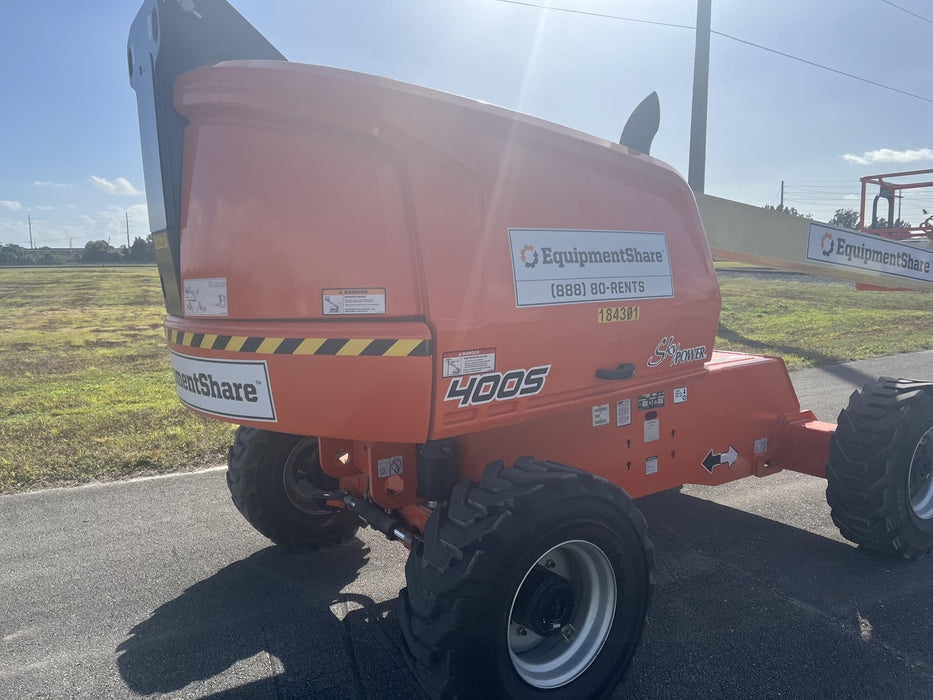 2021 JLG 400S