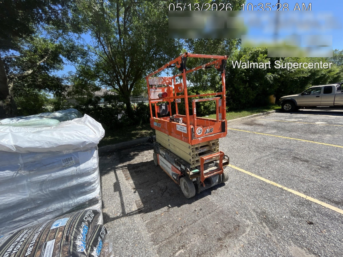 2021 JLG ES1932