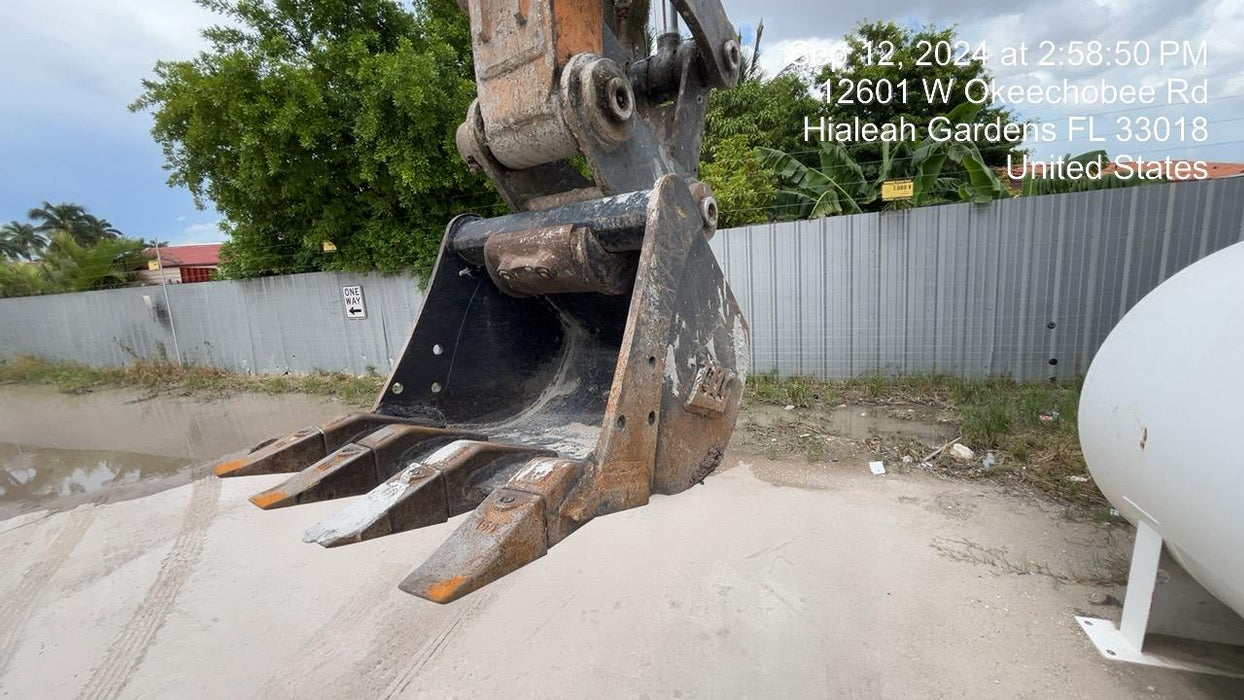 2013 WERK-BRAU 18" Bucket - Werk-Brau