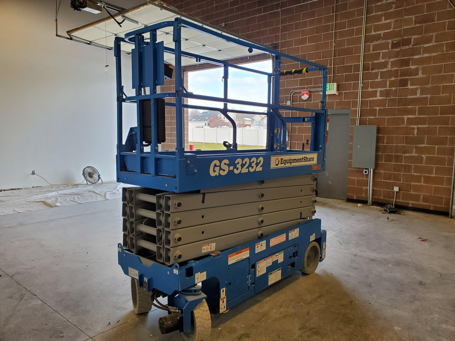 2019 GENIE GS-3232