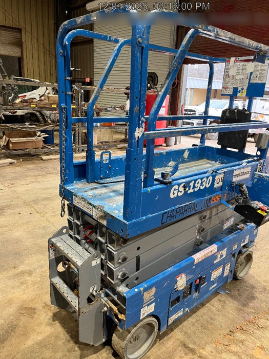 2019 Genie GS-1930 Fixed Rails with Chain Entry