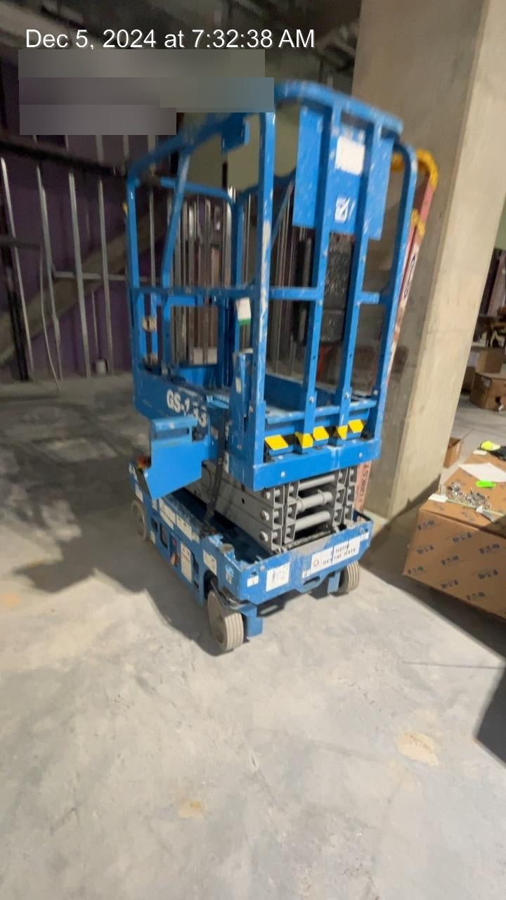 2021 GENIE GS-1330m