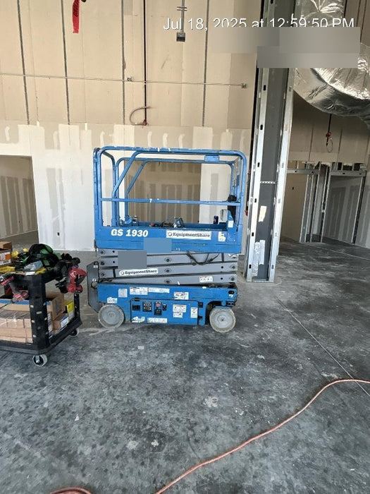 2019 Genie GS-1930 Fixed Rails with Chain Entry