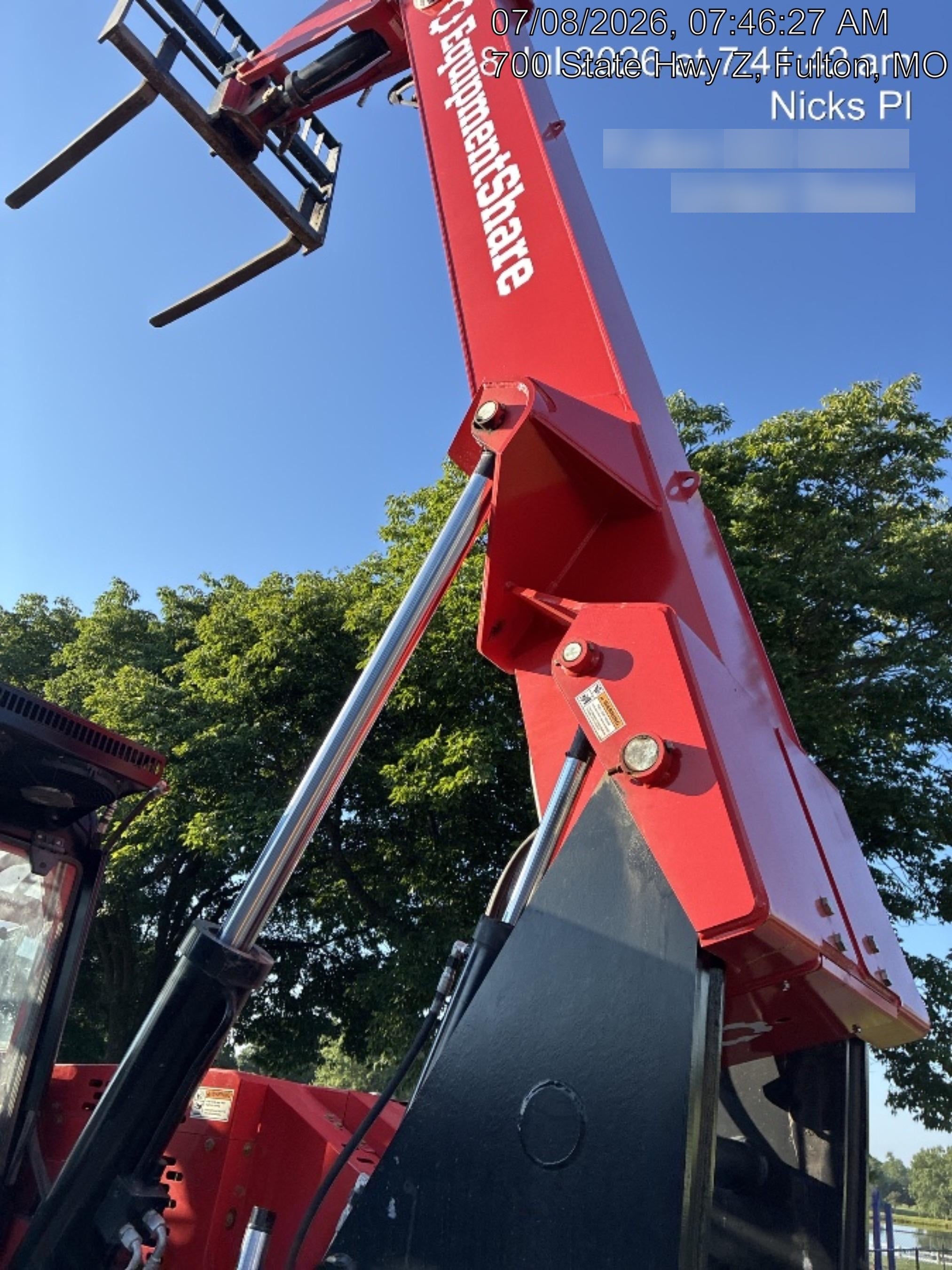 2022 MANITOU MTA8044