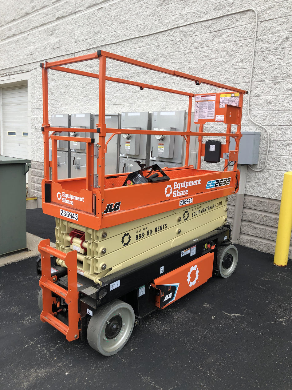 2022 JLG ES2632