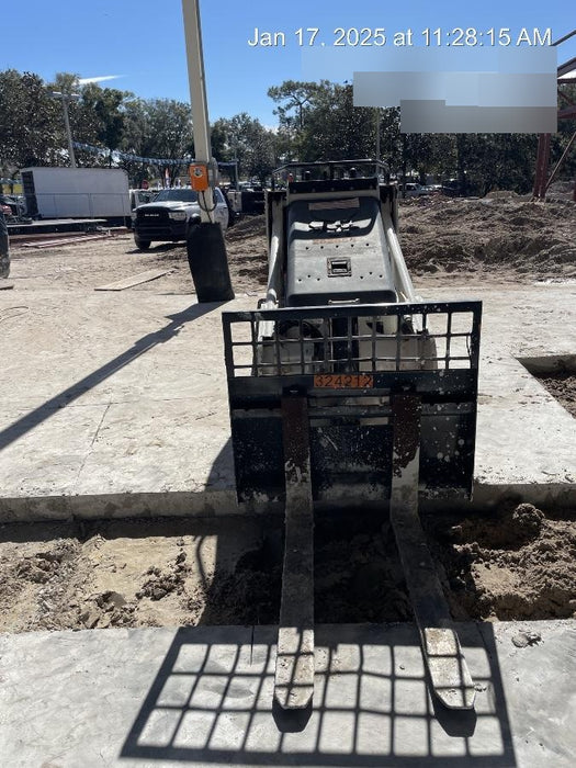 2023 BOBCAT 36" Mini Skid Steer Fork Carriage - Bobcat