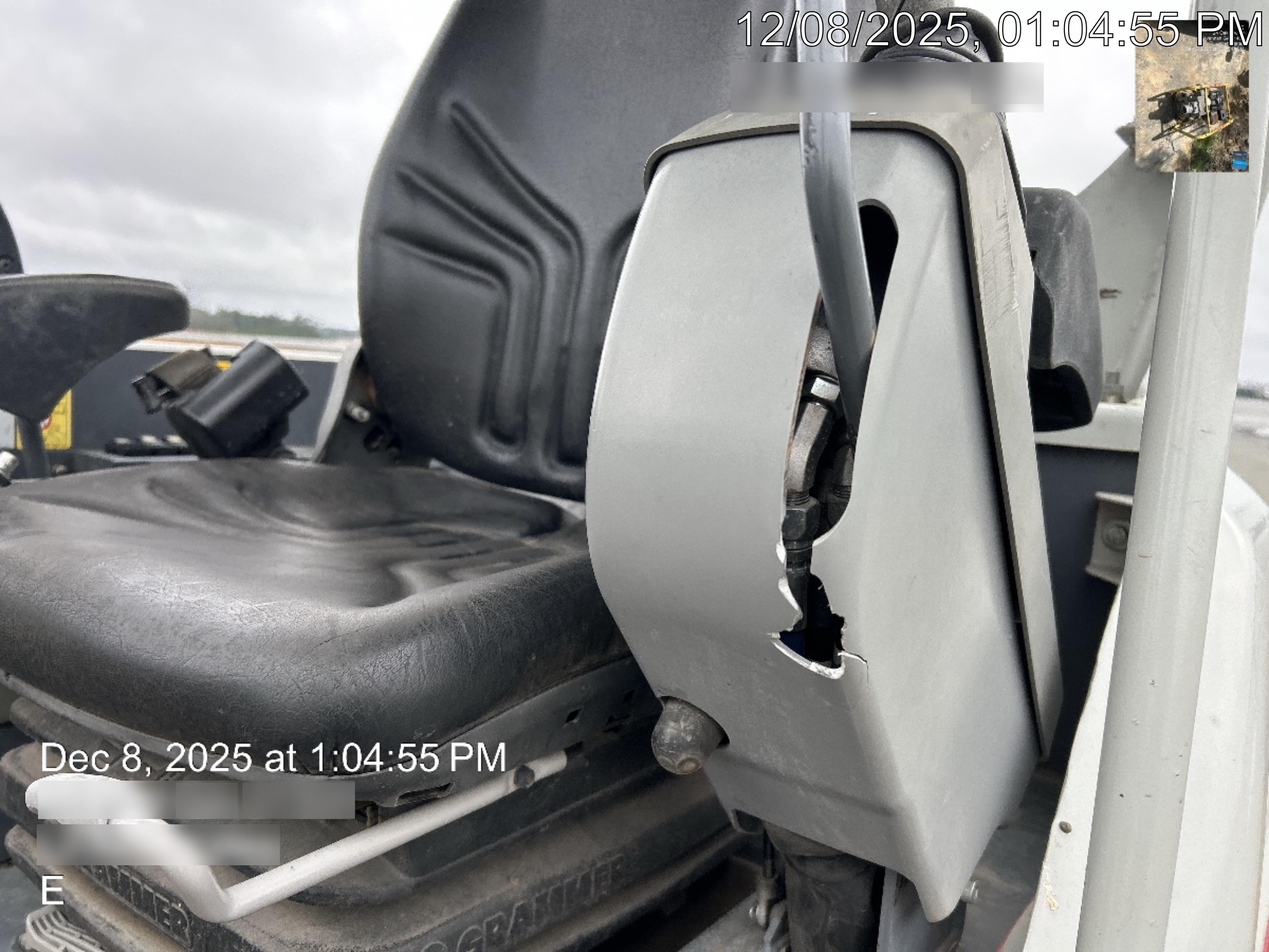 2022 TAKEUCHI TB250-2R