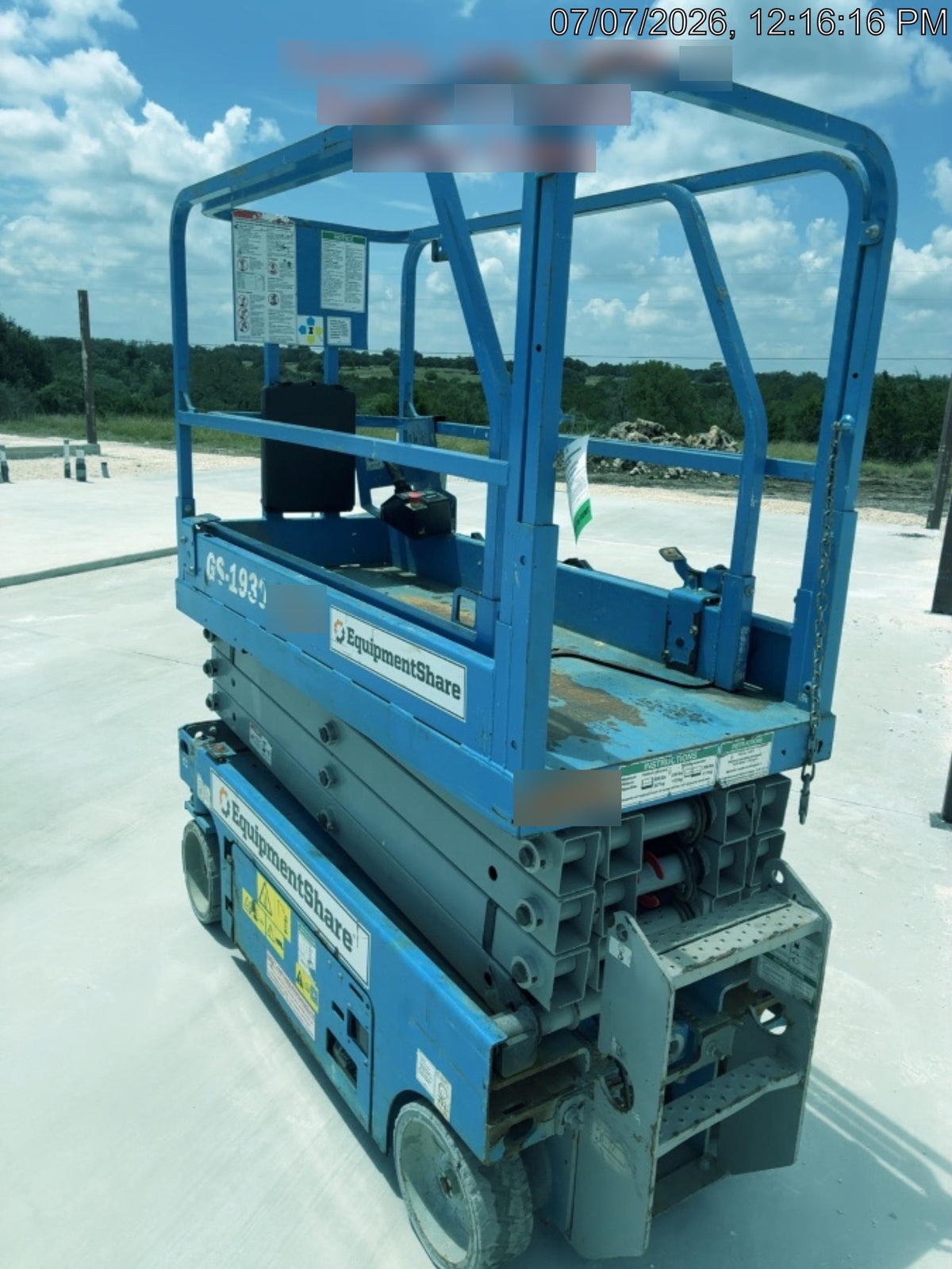 2019 Genie GS-1930 Fixed rails with chain Entry