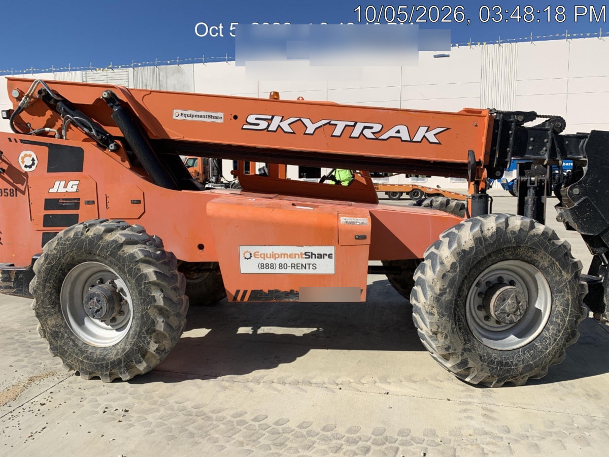 2018 SKYTRAK 10054