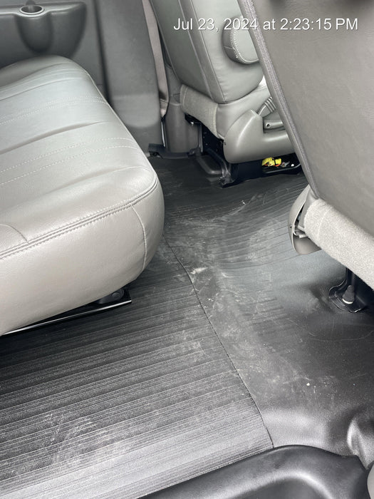 2023 CHEVROLET Express Van - Rental