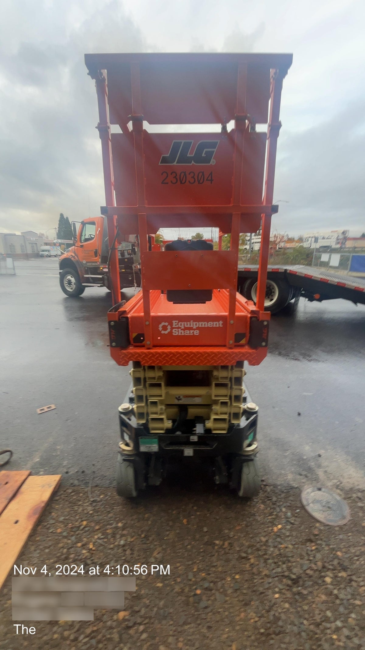 2022 JLG ES1932