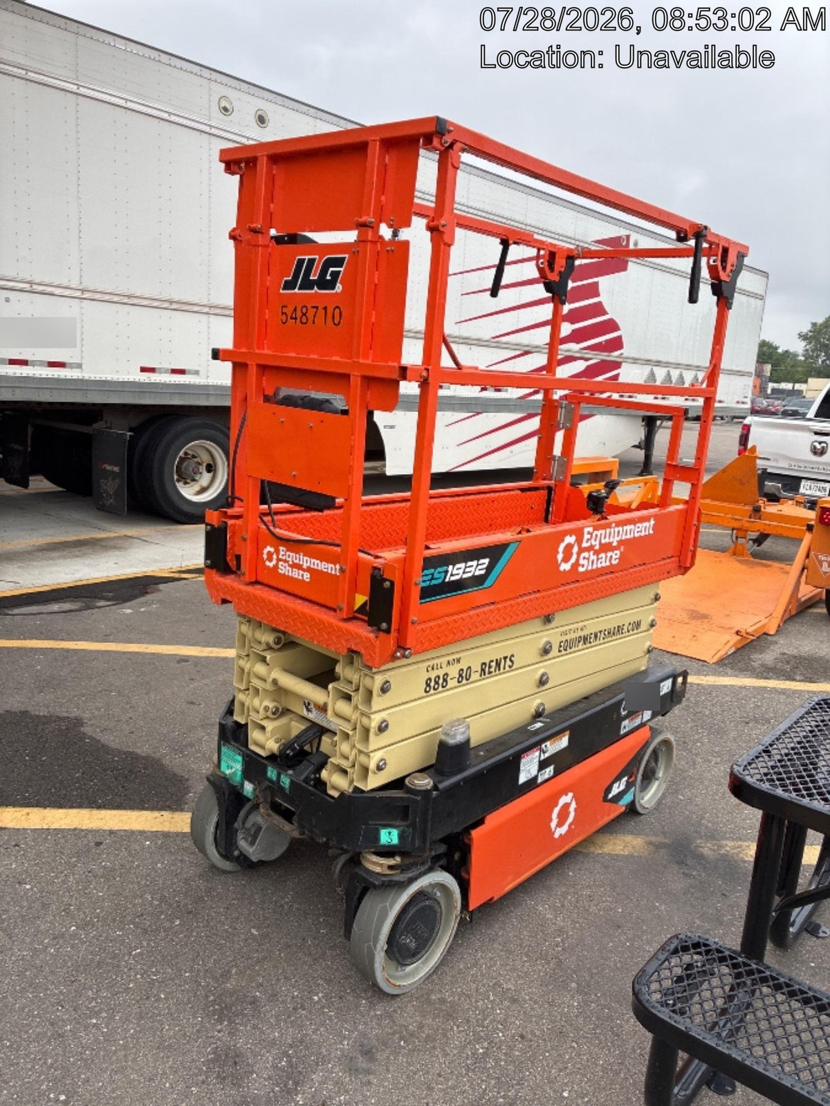 2025 JLG ES1932