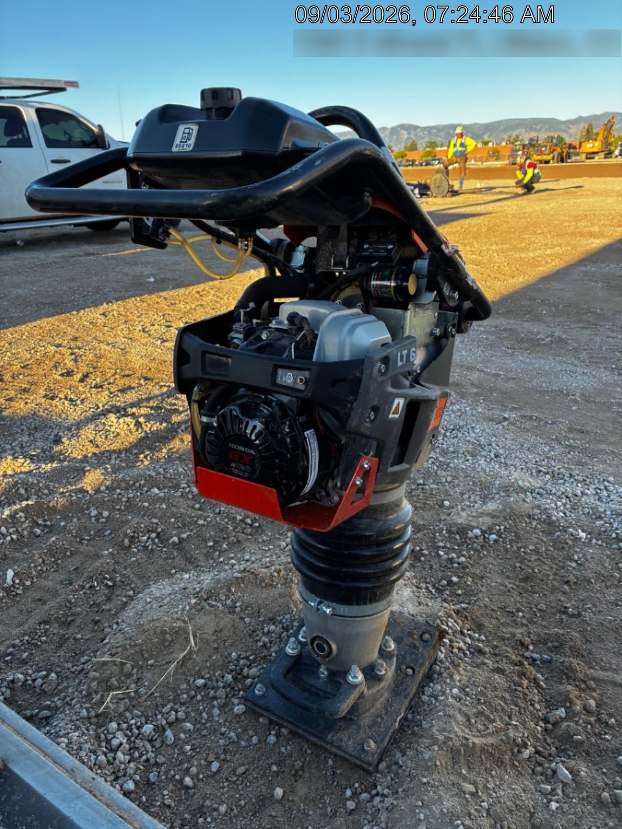 2025 HUSQVARNA LT6005