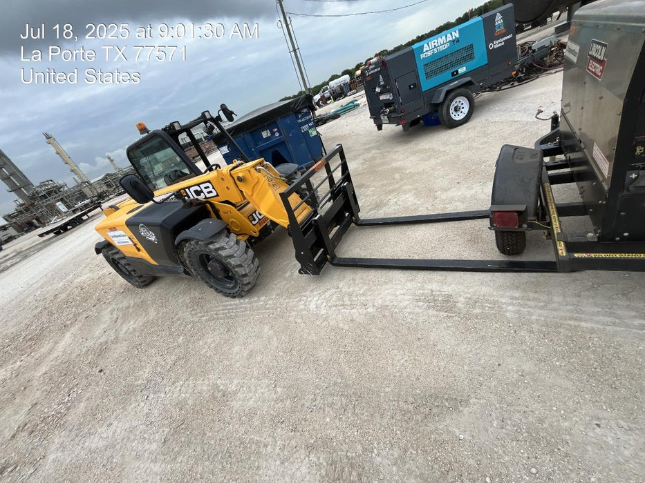 2025 ARROW MATERIAL HANDLING F5100CB - 72"