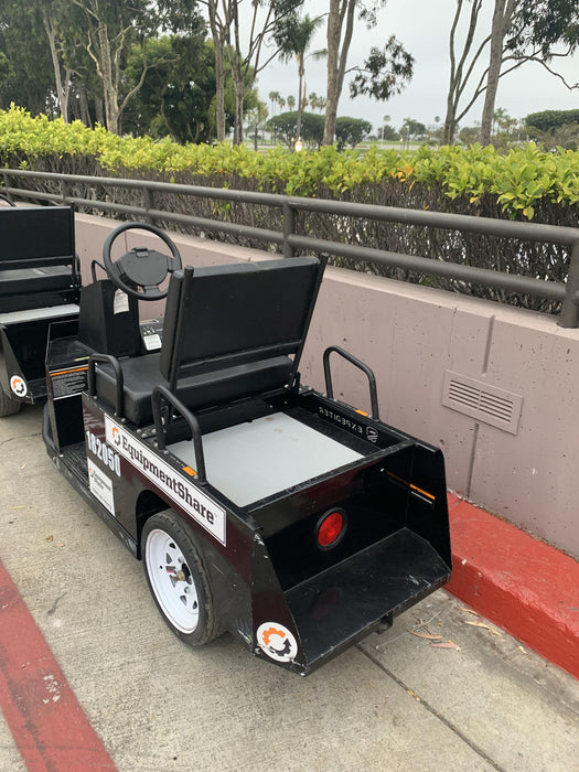 2021 Expeditor Expeditor 3 wheel Expeditor, Steering Wheel, Solid Non marketing tires, Ball Hitch, Front bumper, Painted Black