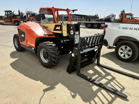 2026 JLG 519