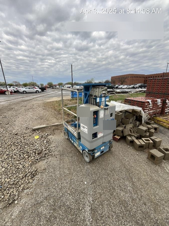 2018 GENIE GR-15